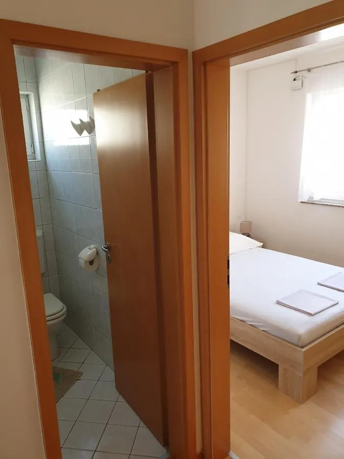 Apartman Branka Povljana Apartmán