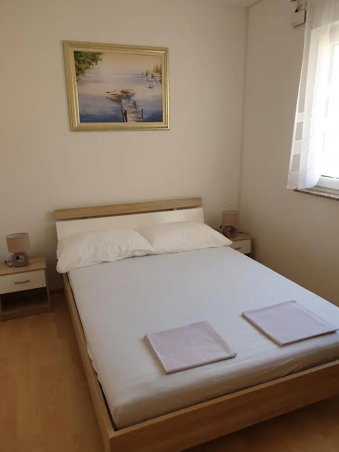 Apartman Branka Povljana Croatia