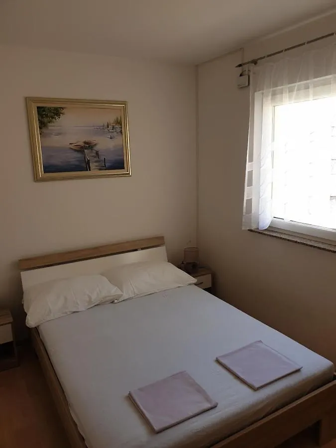 Apartment Apartman Branka Povljana
