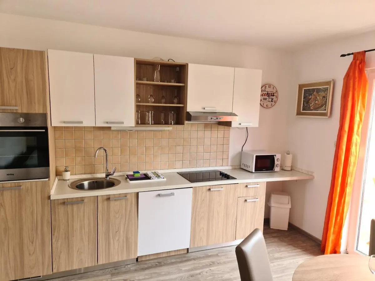 Apartment Apartman Branka Povljana