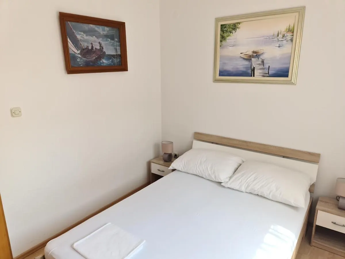 Apartment Apartman Branka Povljana
